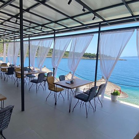 Sea Breeze Villa Saranda Dış mekan fotoğraf