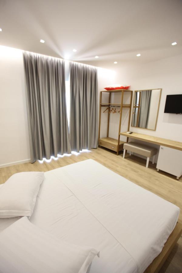 Sea Breeze Villa Saranda Dış mekan fotoğraf