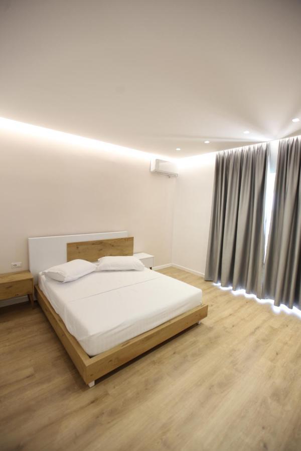 Sea Breeze Villa Saranda Dış mekan fotoğraf