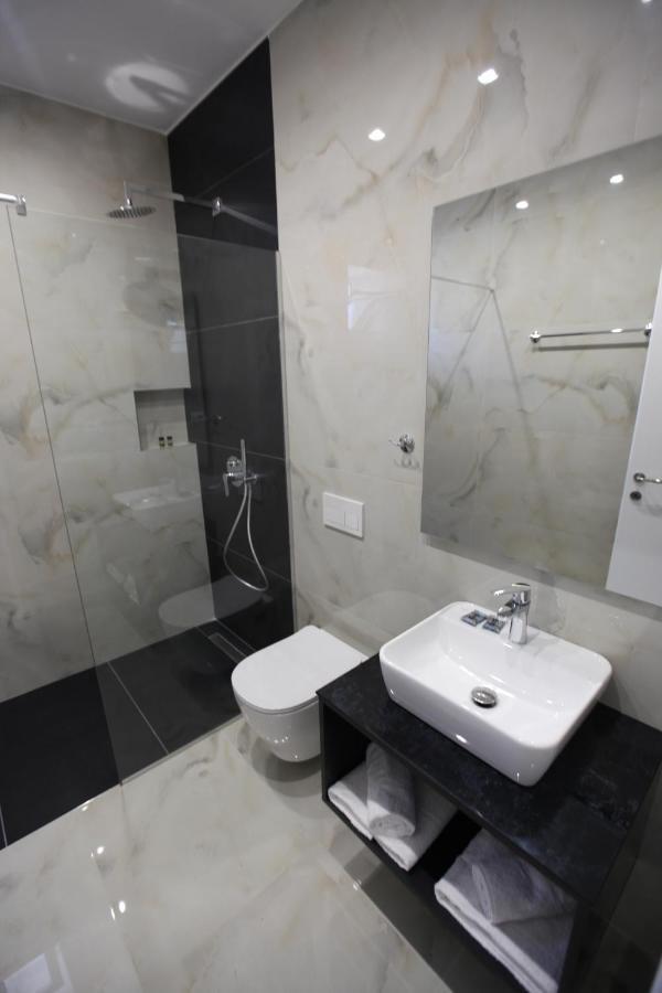 Sea Breeze Villa Saranda Dış mekan fotoğraf