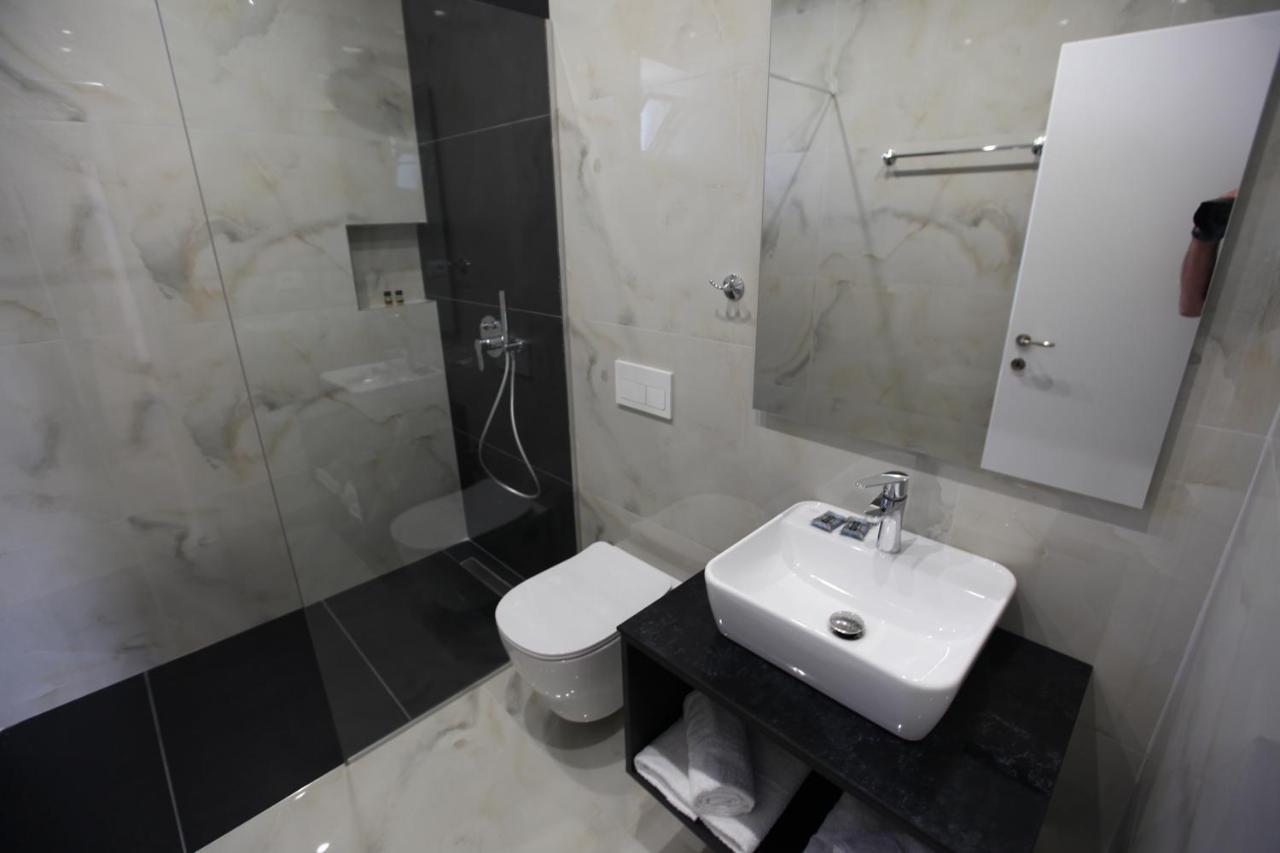 Sea Breeze Villa Saranda Dış mekan fotoğraf