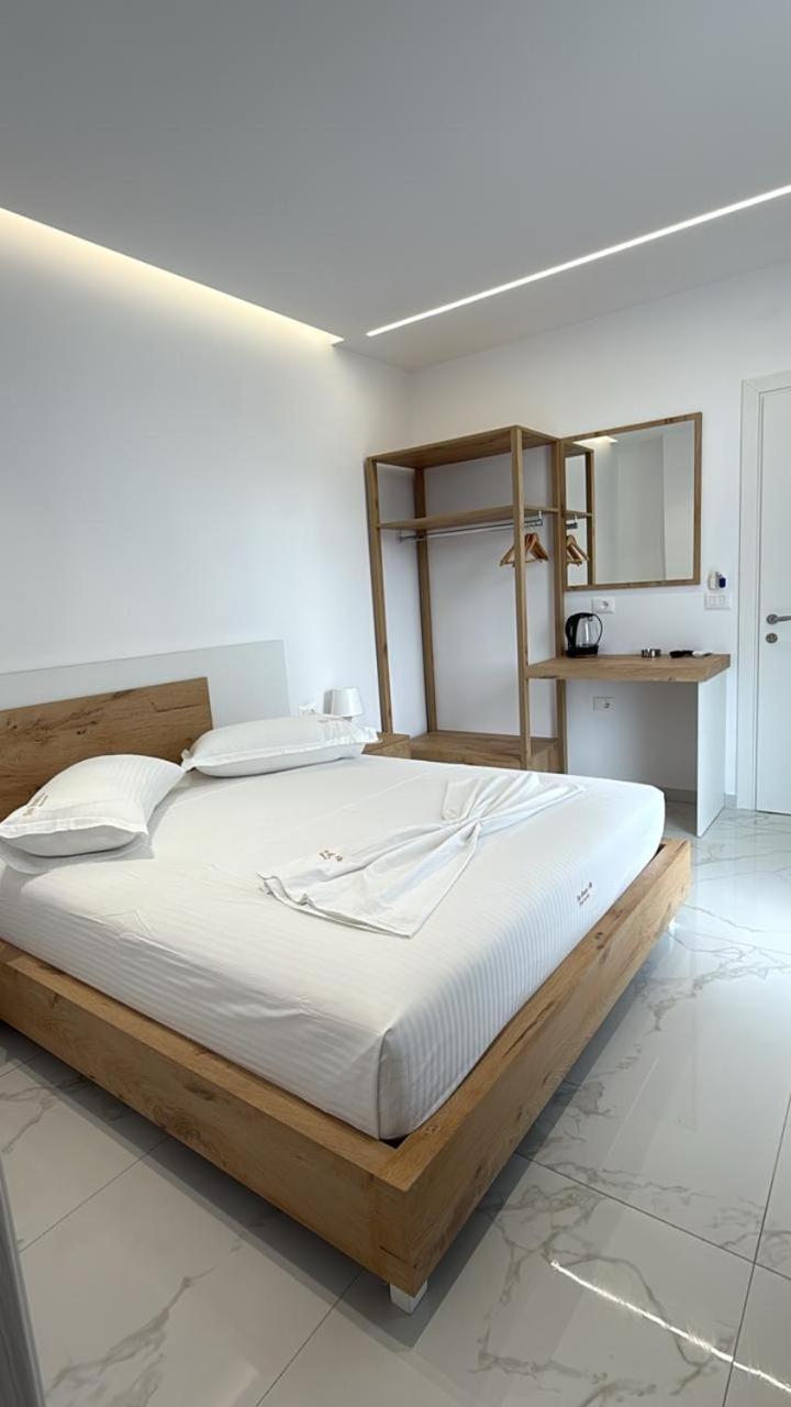 Sea Breeze Villa Saranda Dış mekan fotoğraf