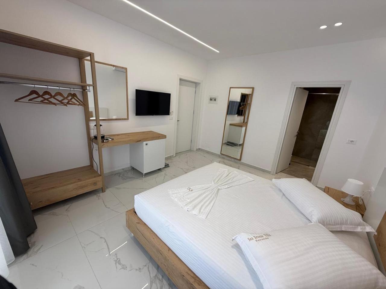 Sea Breeze Villa Saranda Dış mekan fotoğraf