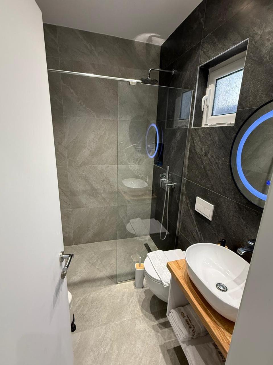Sea Breeze Villa Saranda Dış mekan fotoğraf
